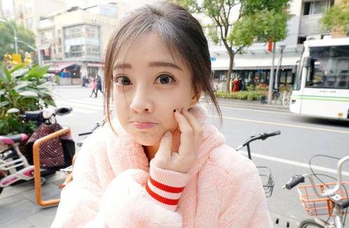 娱乐吃瓜主播真假对比图,揭秘娱乐吃瓜主播的神秘面纱