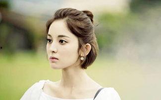 娱乐吃瓜姐娜扎,娱乐圈的瓜田女王,揭秘明星背后的故事