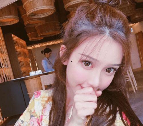 娱乐吃瓜姐网红