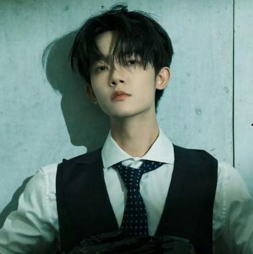 娱乐圈吃瓜直播间七姐,娱乐圈吃瓜盛宴,揭秘明星幕后故事